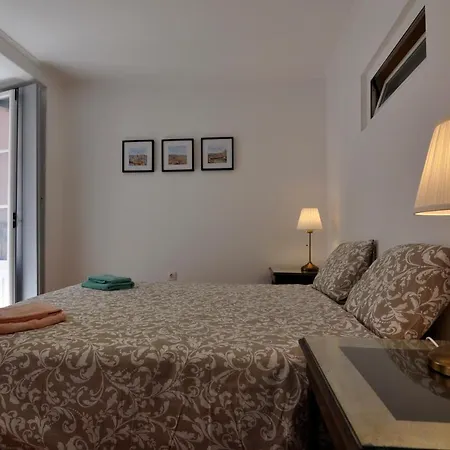 Your At Alfama's Heart Apartment