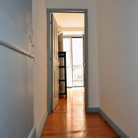 Apartment Your At Alfama's Heart